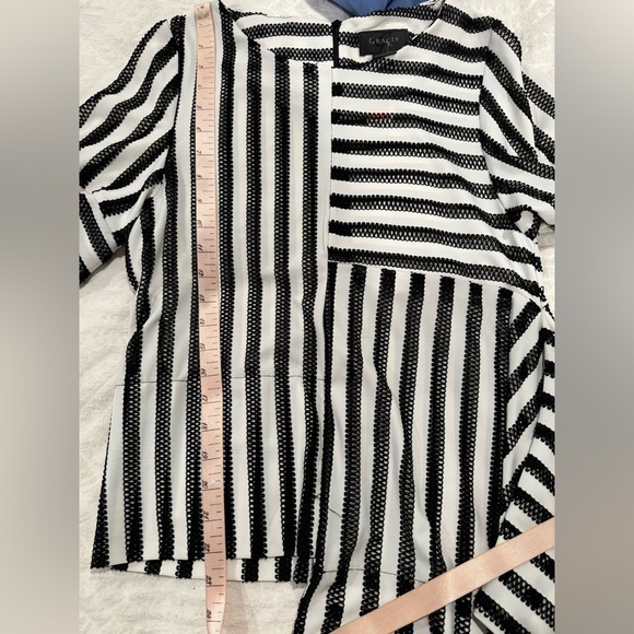 GRACIA Black Asymmetrical Blouse Zip Back Size Statement Top stripe - Picture 6 of 6